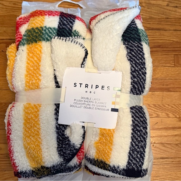 HBC STRIPES Other - HBC STRIPES DOUBLE LAYER PLUSH SHERPA BLANKET